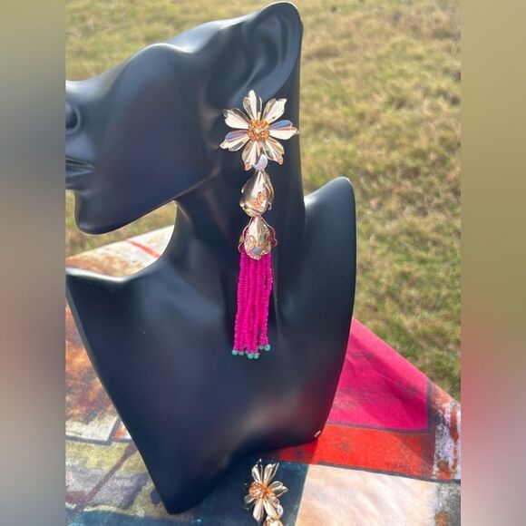 Bold Bloom Beaded Tassel Earrings - Picture 1 of 6